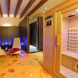 https://casa-romagnosi-salsomaggiore-terme.emilia-romagnahotels.net