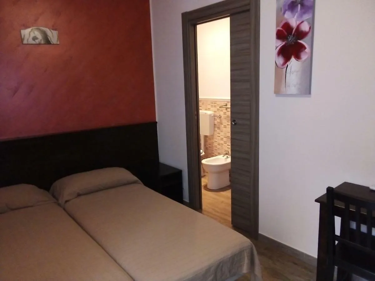 Bed & Breakfast Via Venezia Regalbuto 0*,  Italy