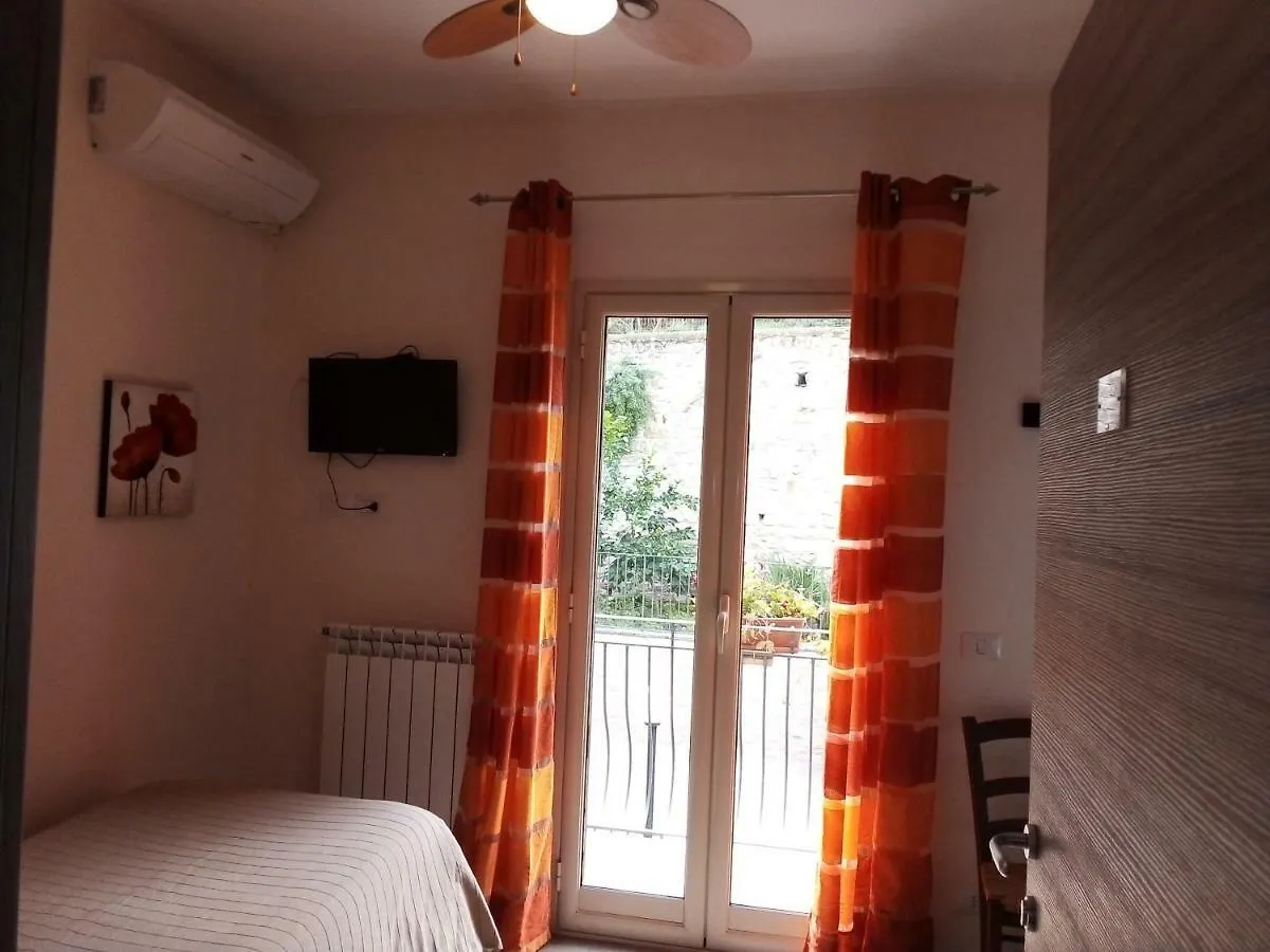 Bed & Breakfast Via Venezia Regalbuto